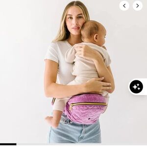 Tushbaby Hip Carrier - color orchid